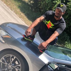 Meet your Posher, Rj